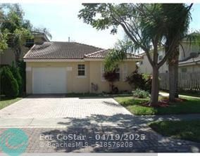 8990 NW 53rd Ct in Sunrise, FL - Foto de edificio