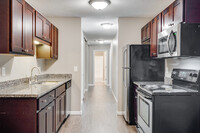 Granite Trails Apartments in Maplewood, MN - Building Photo - Building Photo