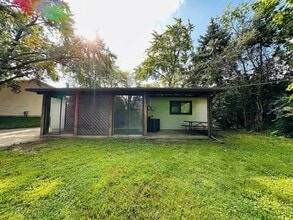 229 Malibu Dr in Bolingbrook, IL - Building Photo - Building Photo