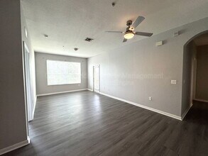 8660 Buccilli Dr in Orlando, FL - Building Photo - Building Photo