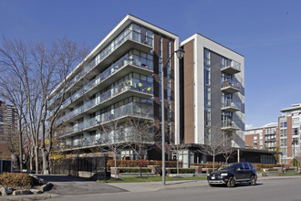 70 Port St in Mississauga, ON - Building Photo - Building Photo