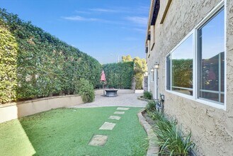 2006 Manhattan Beach Blvd in Redondo Beach, CA - Building Photo - Building Photo