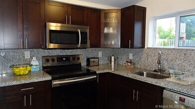 226 NE 25th Ave-Unit -226 in Pompano Beach, FL - Building Photo - Building Photo