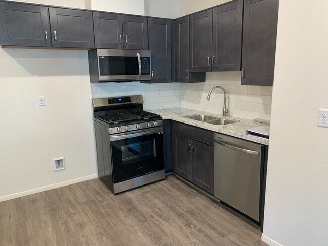 1650 E Ponderosa Pkwy, Unit 113 in Flagstaff, AZ - Building Photo - Building Photo