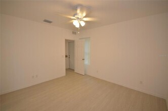 3306 Bassie Ct in Ft. Myers, FL - Foto de edificio - Building Photo
