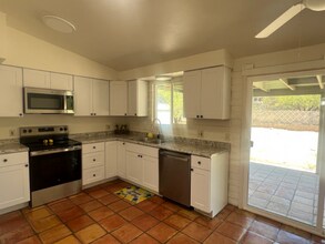 7410 N Patriot Dr in Tucson, AZ - Building Photo - Building Photo