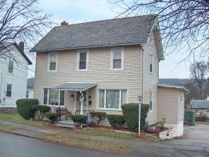 1107 Charles St in Williamsport, PA - Building Photo