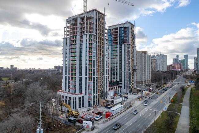 Keystone Condos in Mississauga, ON - Building Photo - Building Photo