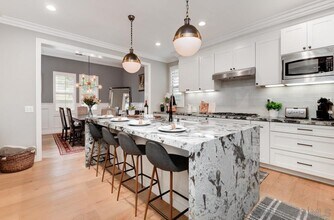 15677 Via Montecristo in San Diego, CA - Building Photo - Building Photo