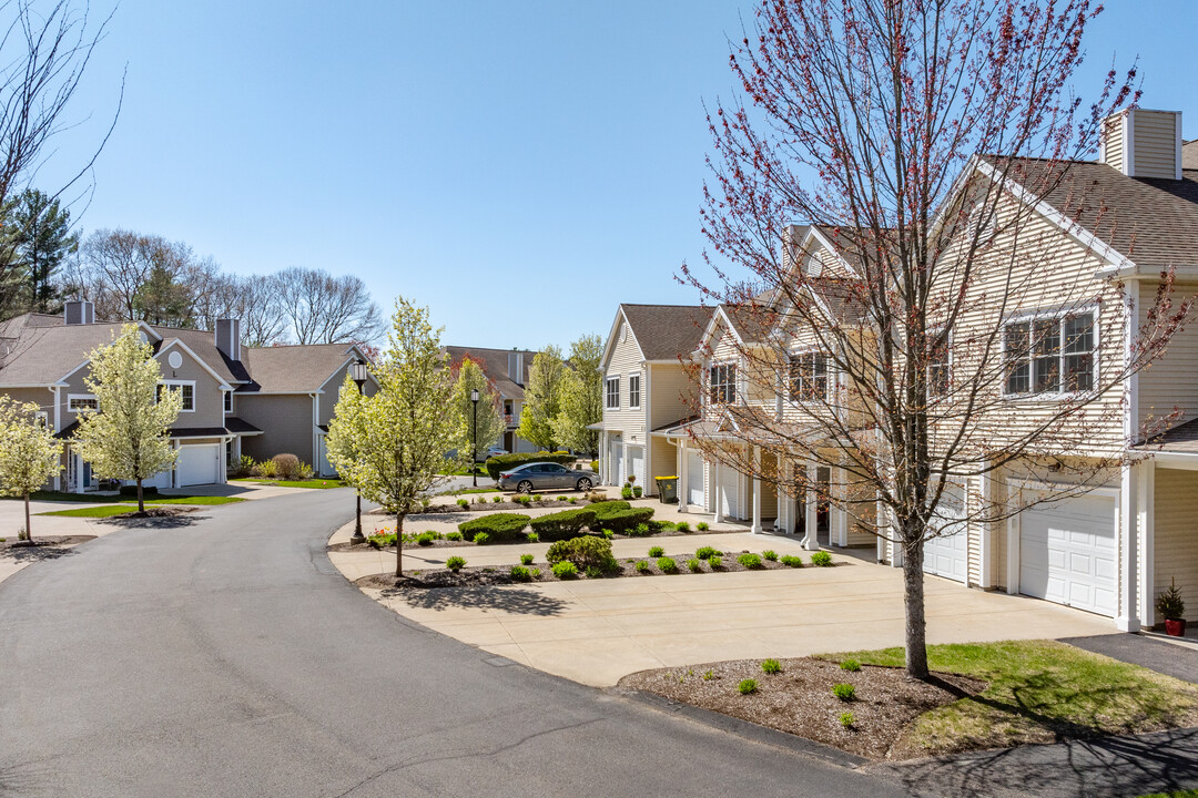 Heron Crest in Mansfield, MA - Building Photo