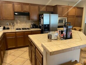 33965 Impatien Pl in Murrieta, CA - Building Photo - Building Photo