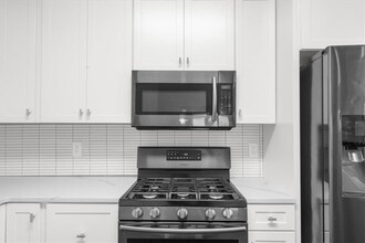 202 Parkstone Way in Marietta, GA - Building Photo - Building Photo
