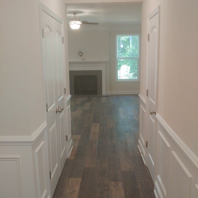 217 Clearbrook Cir in Lexington, SC - Foto de edificio - Building Photo