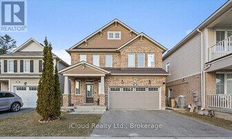 833 Farmstead Dr in Milton, ON - Building Photo