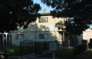 1433 Dubert Ln in San Jose, CA - Building Photo