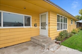 135 H St NE in Ephrata, WA - Building Photo - Building Photo