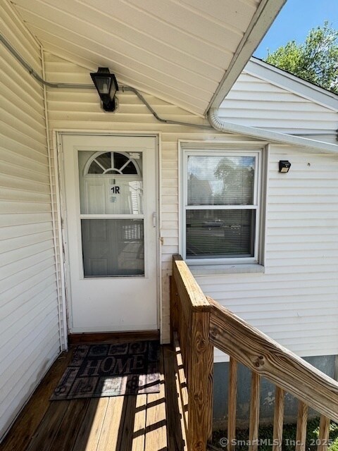 48 S Burritt St in New Britain, CT - Building Photo