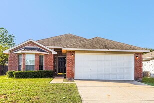 1012 James Donald Ln in Glenn Heights, TX - Building Photo