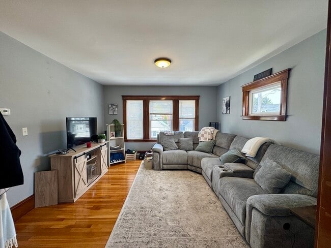 141 Walworth St in Boston, MA - Building Photo - Building Photo