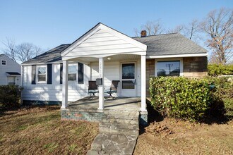 2418 Vernon Rd in Richmond, VA - Building Photo - Building Photo