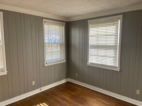 3634 Cowden Ave in Memphis, TN - Foto de edificio - Building Photo