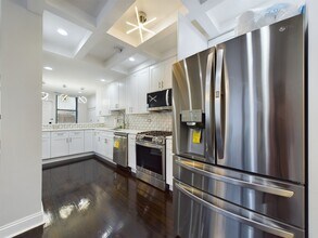 5005 S Prairie Ave in Chicago, IL - Building Photo - Building Photo