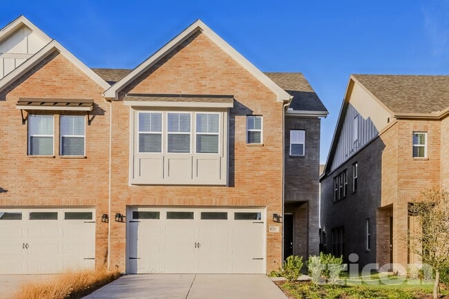 property at 3031 Whitetail Ln