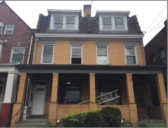 422 1/2 Atwood St in Pittsburgh, PA - Building Photo