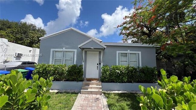 property at 113 NW 35th St