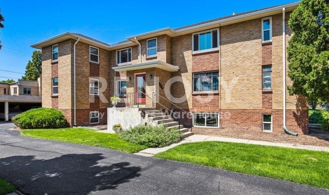 property at 1535 Hudson St