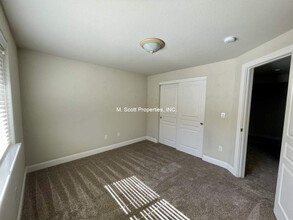 276 Mark St in Gardnerville, NV - Building Photo - Building Photo