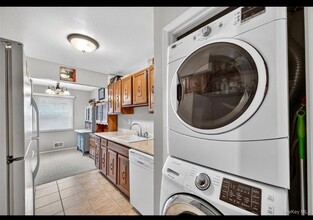 80 New Holland Village in Nanuet, NY - Building Photo - Building Photo