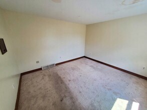 130 Franklin St in East Bridgewater, MA - Building Photo - Building Photo