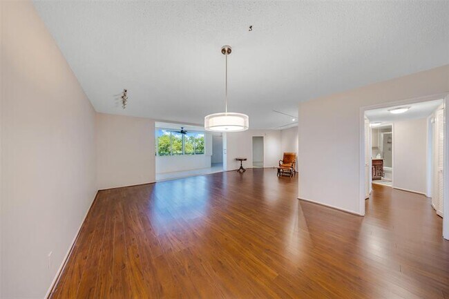 property at 805 Cypress Blvd