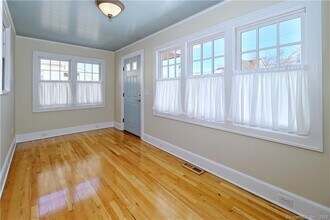 56 Eleanor Terrace in Fairfield, CT - Building Photo - Building Photo