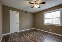 2337 Oak Ct, Unit 2337 photo'