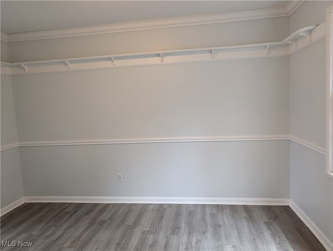 property at 1565 Chadwick Rd