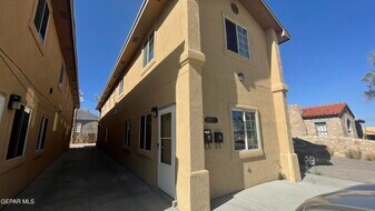 2717 Idalia Ave in El Paso, TX - Building Photo