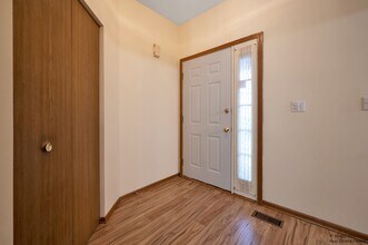 2811 Odlum Dr in Schaumburg, IL - Building Photo - Building Photo