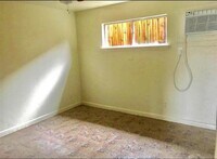 1755 Colquitt St photo'