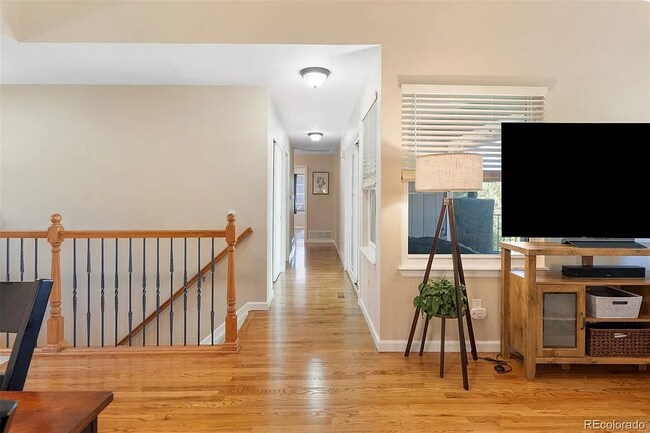 7775 W Ottawa Dr in Littleton, CO - Foto de edificio - Building Photo