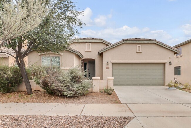 property at 21031 E Avenida Del Valle Ct