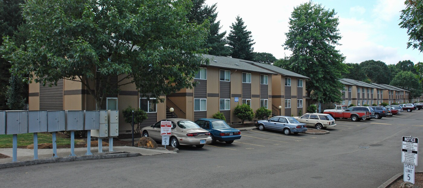 Briarwood Apartments in Salem, OR - Foto de edificio