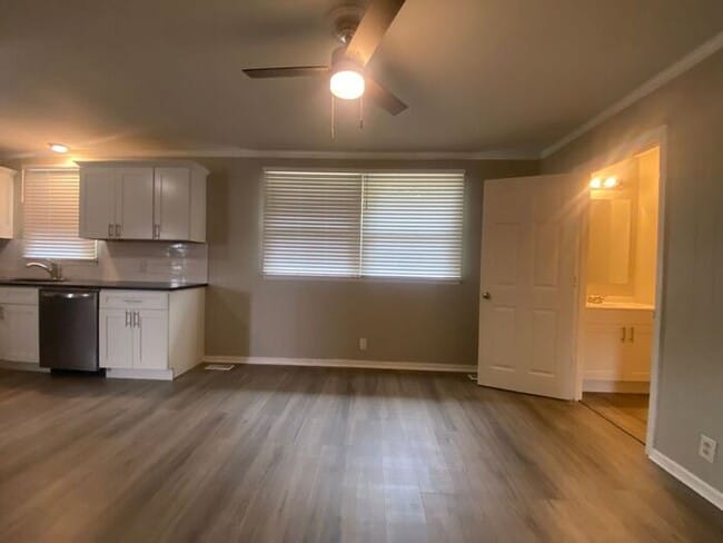 3890 Crouch Dr in Nashville, TN - Building Photo - Building Photo