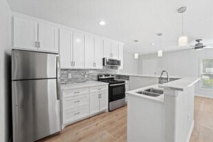 3427 Dawes Dr in Dallas, TX - Building Photo