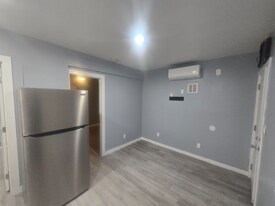 9548 Bowman Ave in South Gate, CA - Building Photo