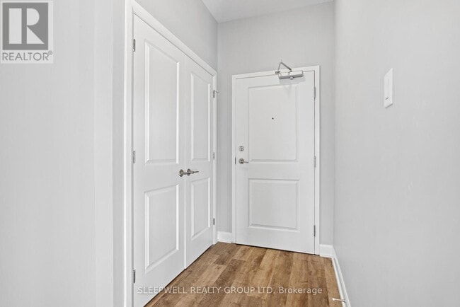 979 N Russell Rd in Russell, ON - Building Photo - Building Photo