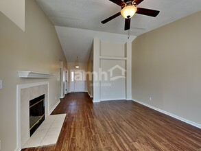 10873 Ashwood Dr in Fishers, IN - Building Photo - Building Photo