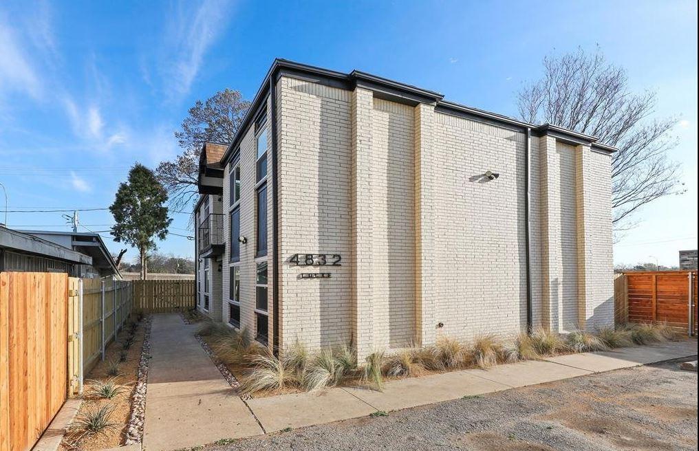 4832 Locke Ave in Fort Worth, TX - Building Photo