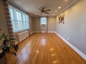257 Beach 128th St in Queens, NY - Building Photo - Building Photo